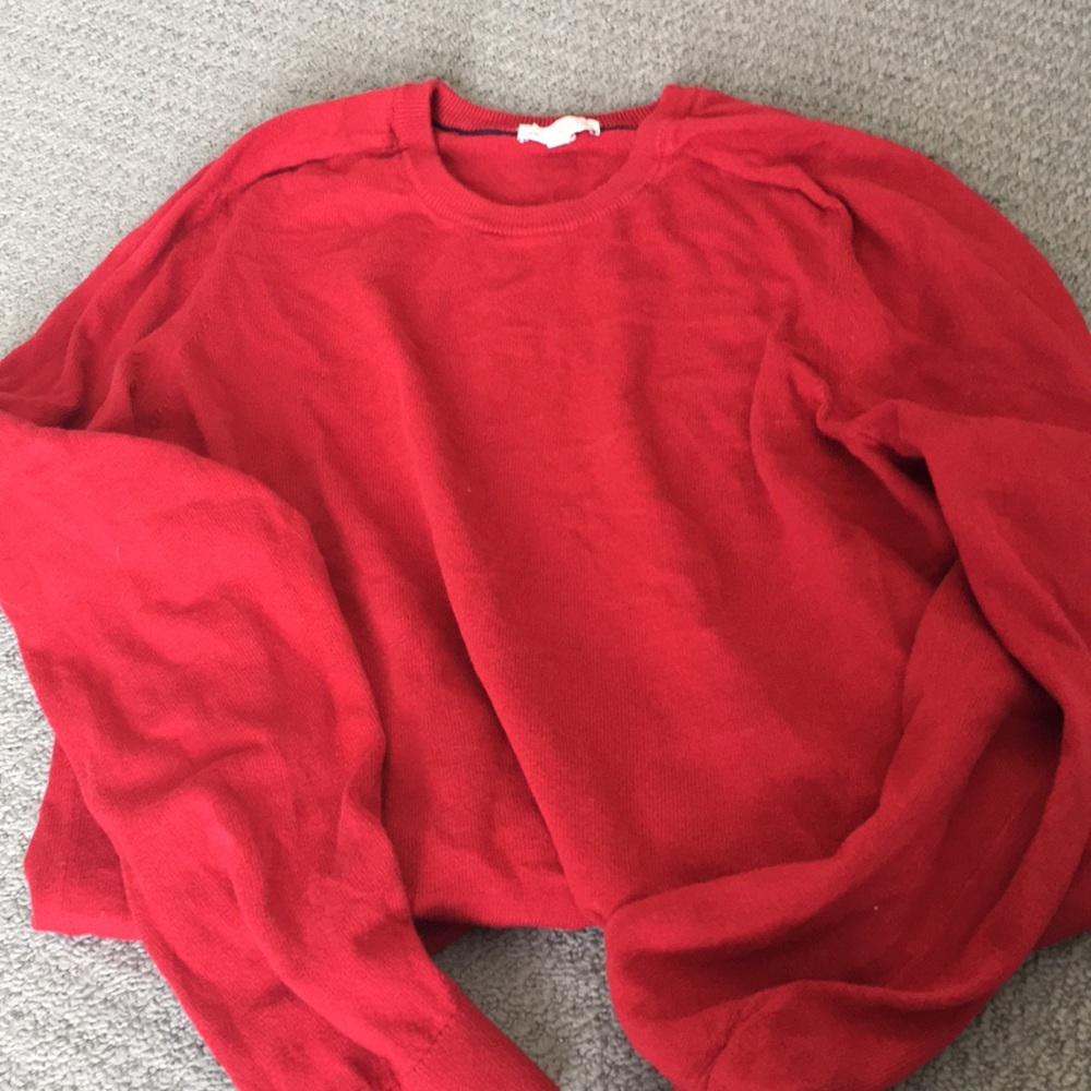 RED SWEATER
